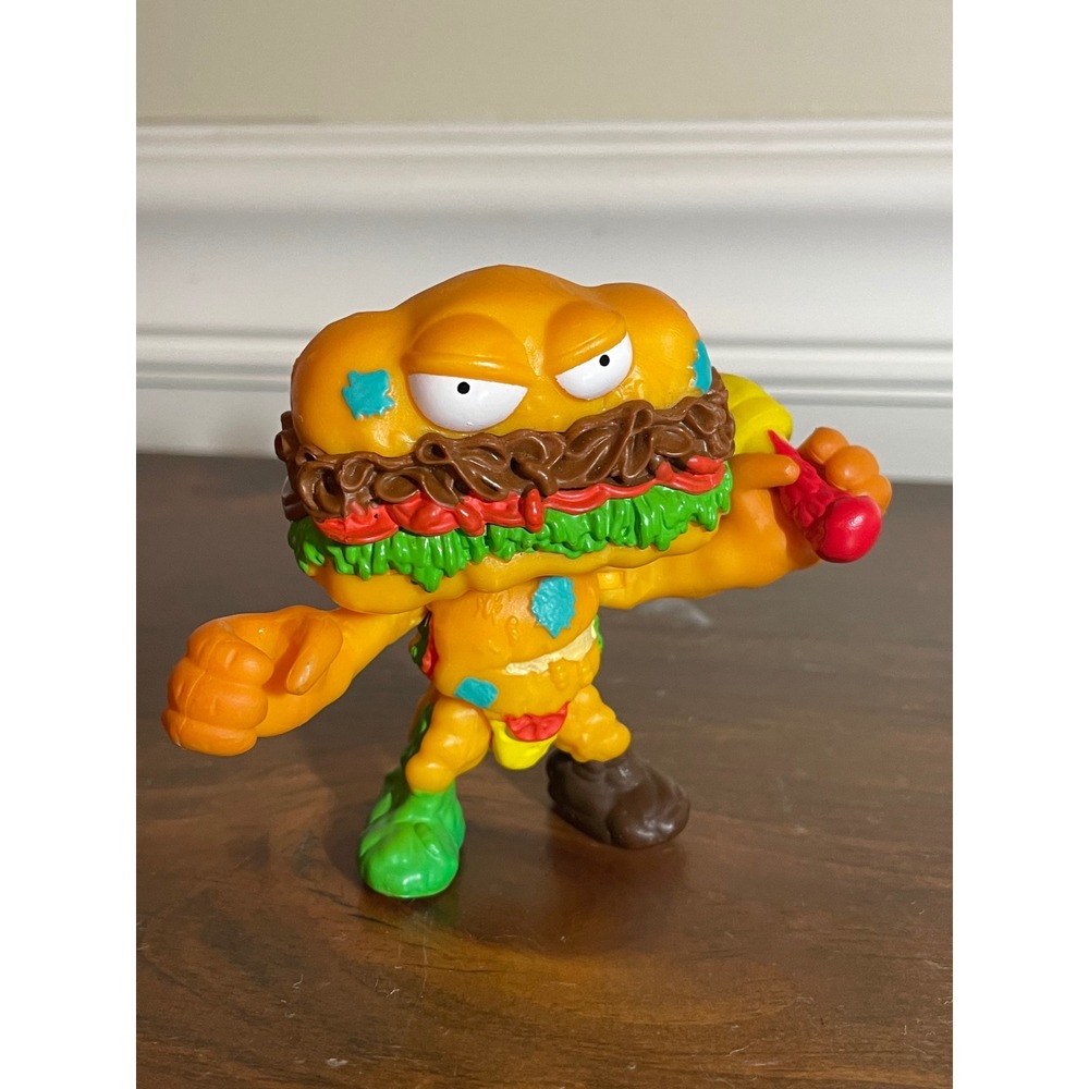 Moose Toys Grossery Gang Putrid Power Burger Action Figure JX13717
